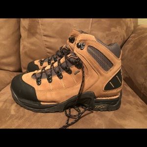 Danner 453 GTX 5.5” gore-Tex hiking boot
